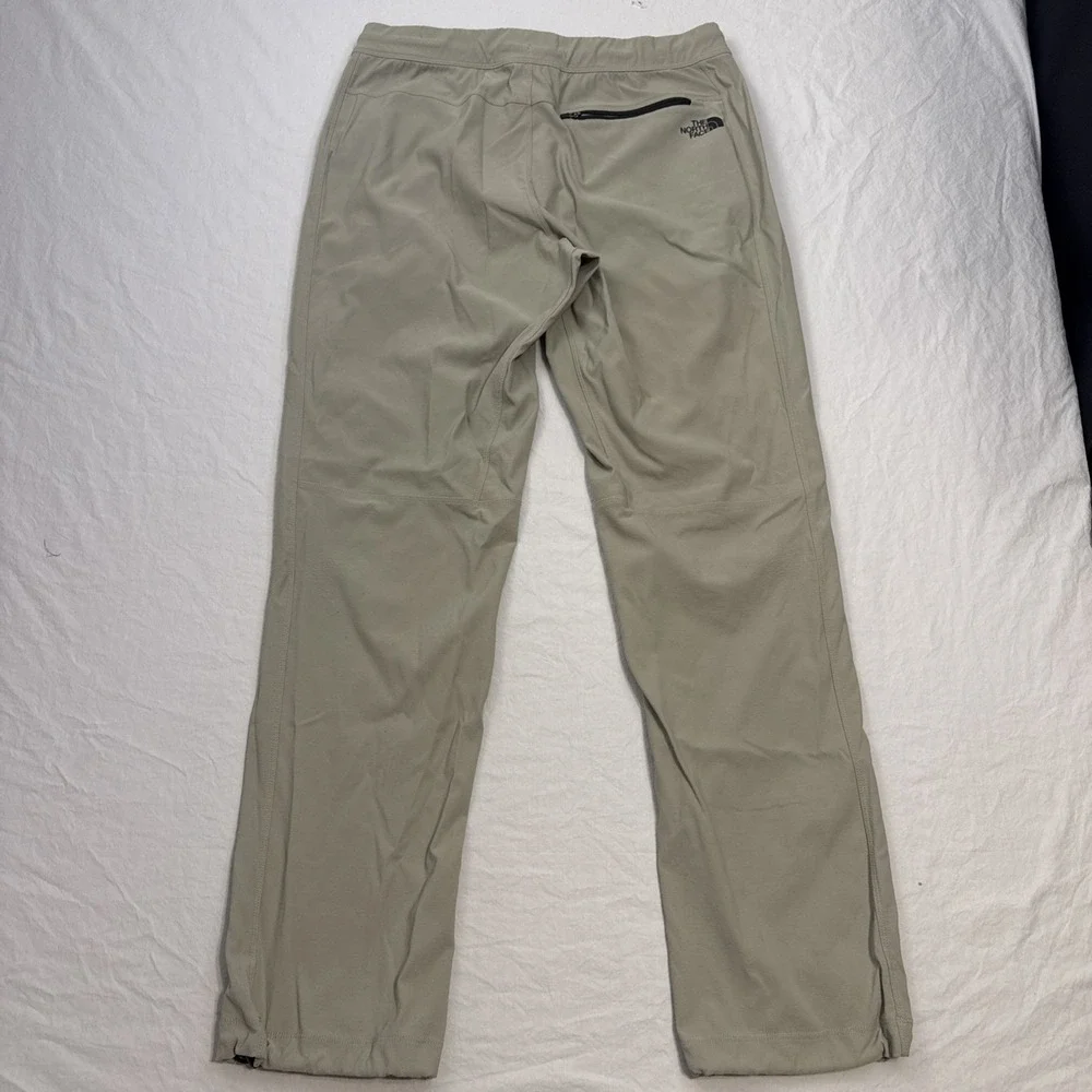 North Face Joggers Men M BEIGE PERFORMANCE JOGGER  Drawstring Casual Hiking